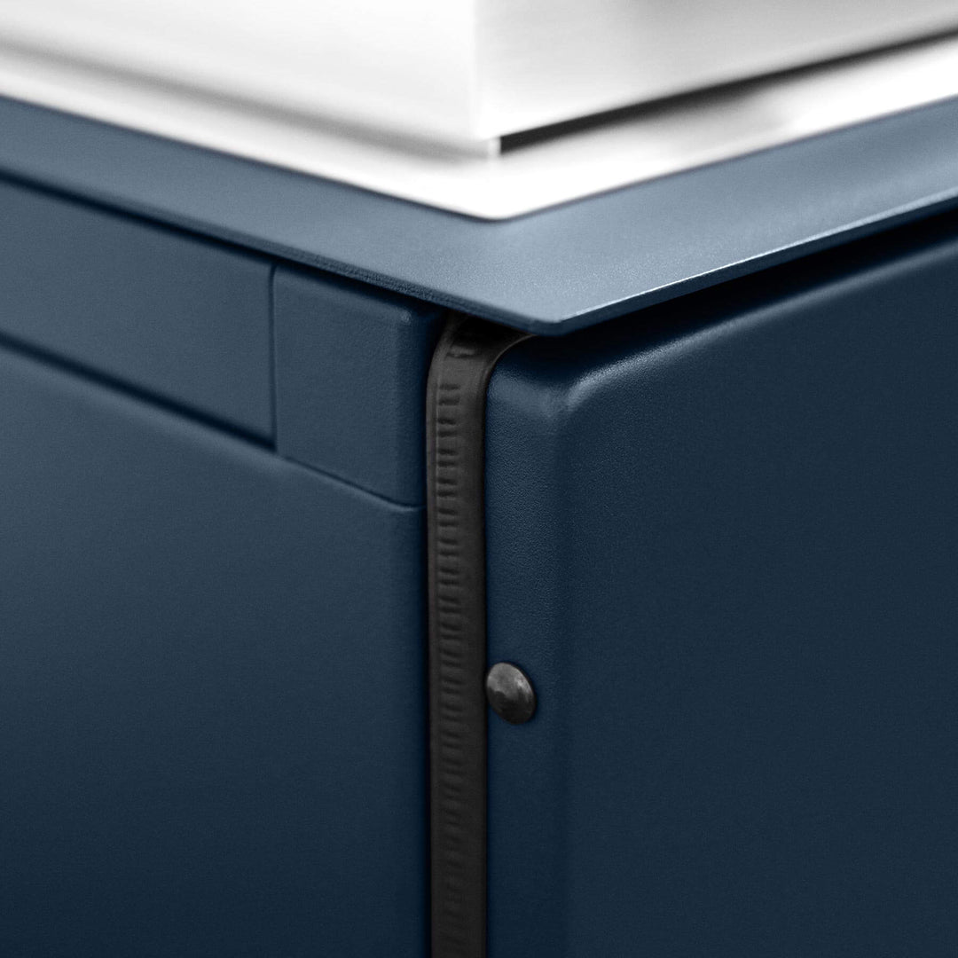 Modern Grill - Dark Blue